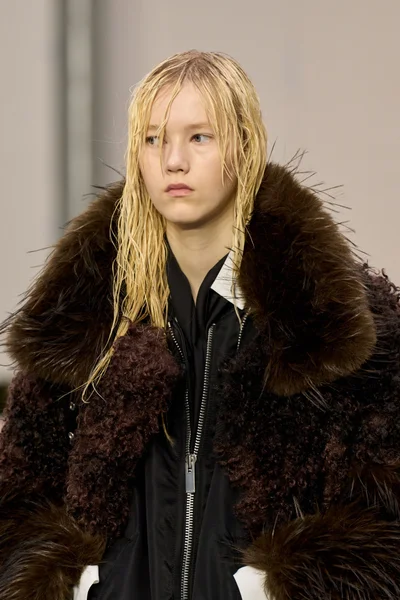 Look 47